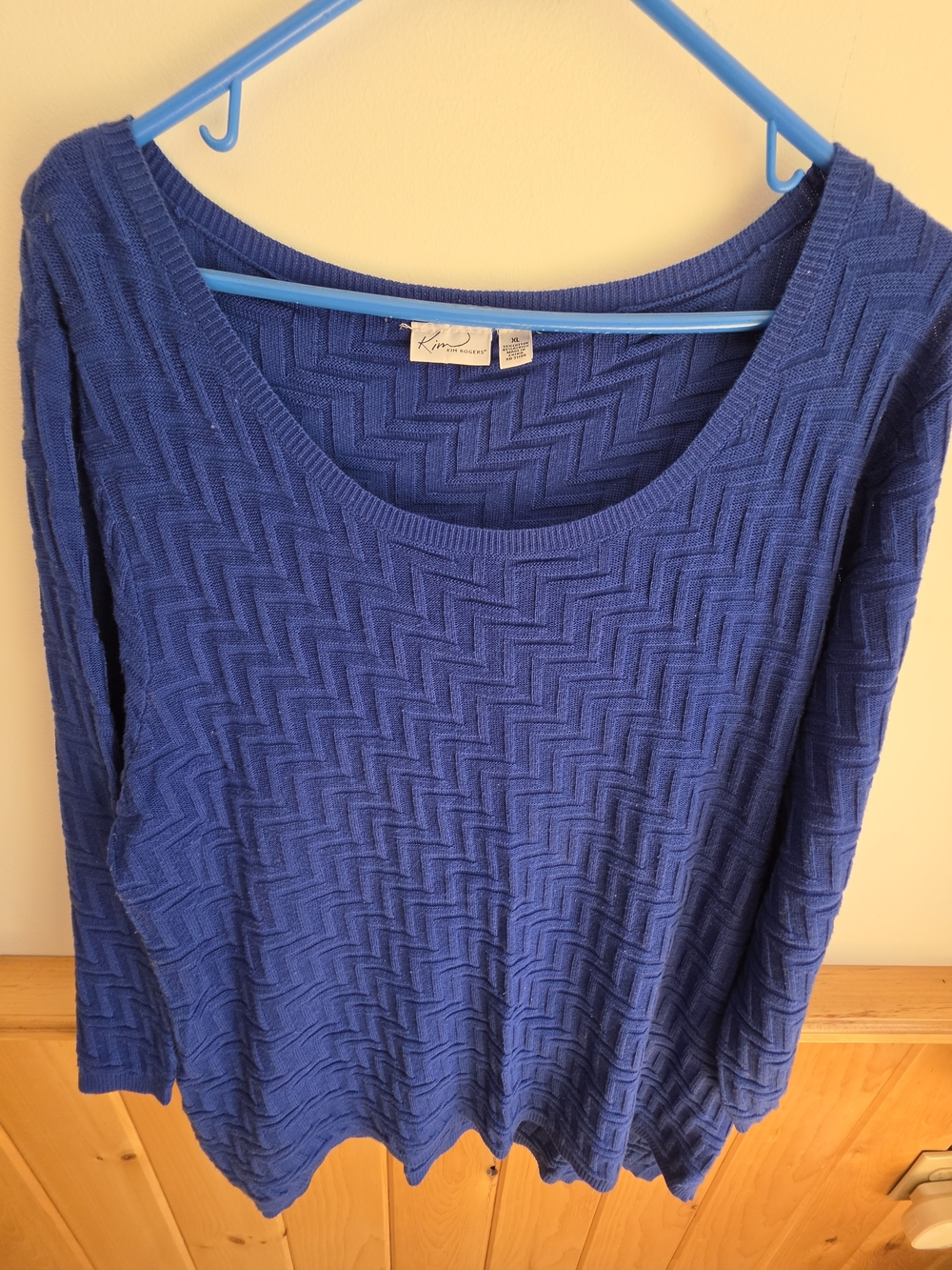 Kim Rogers Royal Blue Chevron Knit Scoop Neck Top